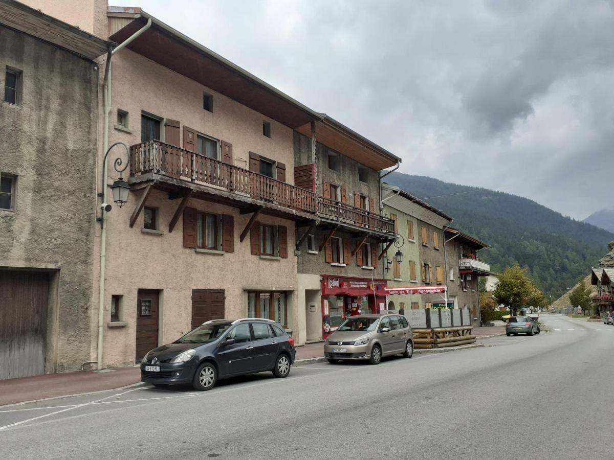 Appartement Chaleureux Avec Wifi De 10 Personnes A Val-Cenis Lanslebourg-Mont-Cenis Kültér fotó